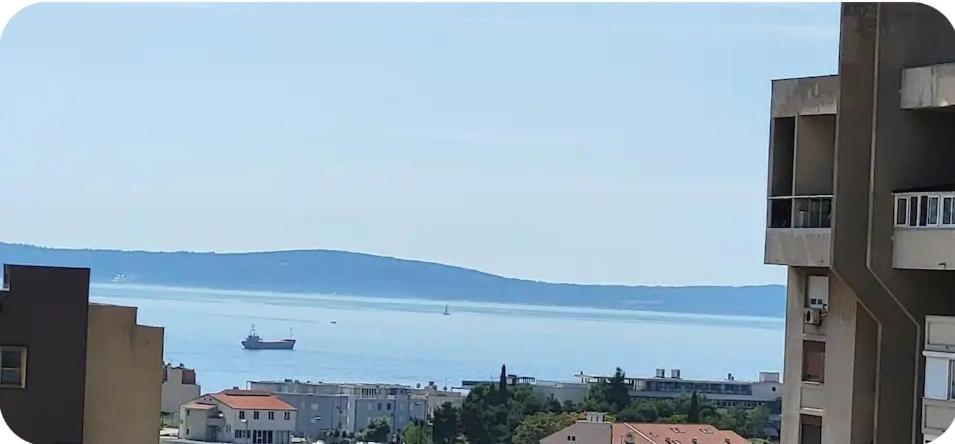 Apartment Amber S Podzemnom Garazom Spalato Esterno foto